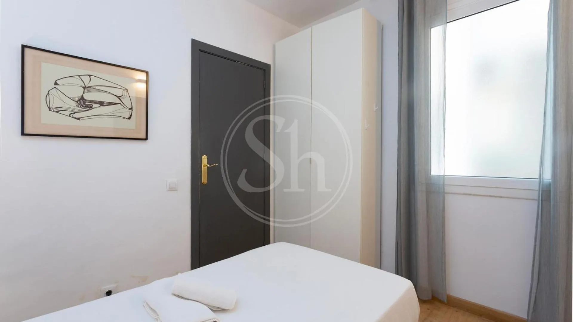 Cosy Apartment With Terrace 바르셀로나 스페인
